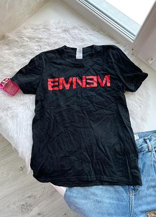 Чорна футболка емінем