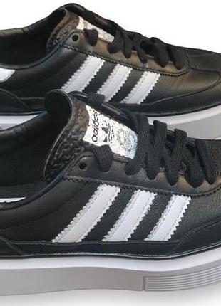 Кросівки adidas