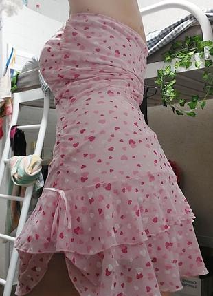 Розовое романтичное мини платье в сердечко