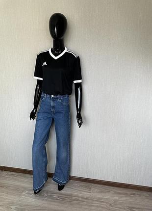 Футболка adidas