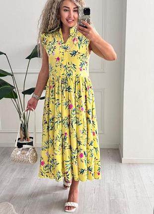 Літня квіткова сукня вільного крою