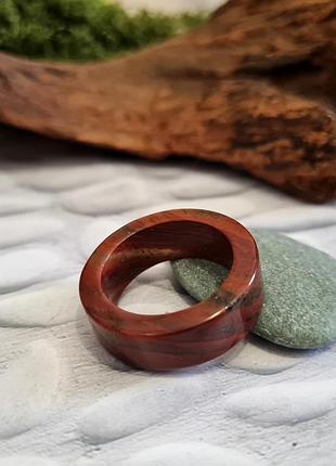 💍🐦кільце з суцільного натурального каменю червона яшма р. 19