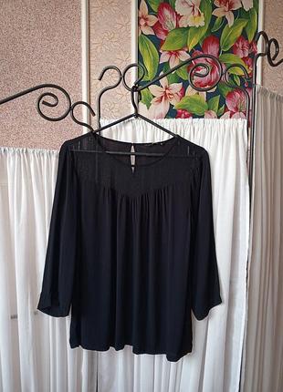 Красива чорна блуза з оздобленням сіточкою only.