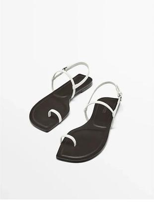 Шкіряні босоніжки 40р. massimo dutti limited edition, білі відкриті