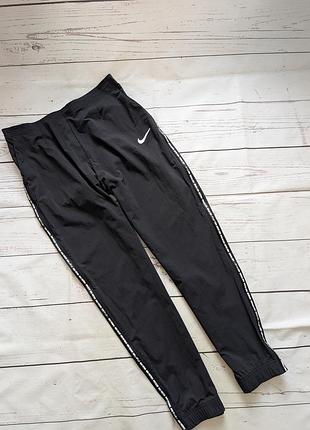 Спортивні  штани, джогери з замочками  від nike