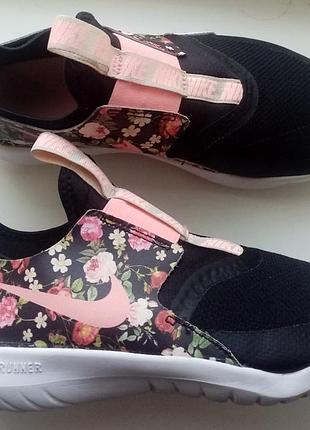 Літні кросівки nike flex runner vintage floral (оригінал)