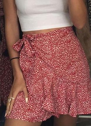 Спідниця червона в квіточки на затяжку