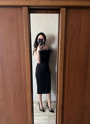 Продам сукню з пірʼям