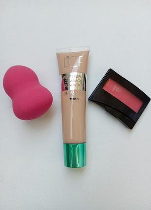 Набір косметики, рум'яна, тоналка, тональний крем, тональна основа, спонж