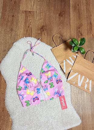 Топ з метеликами