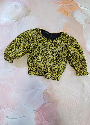 Блуза с открытой спиной