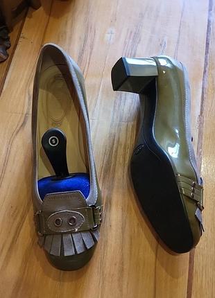 Оригинальные туфли tod's