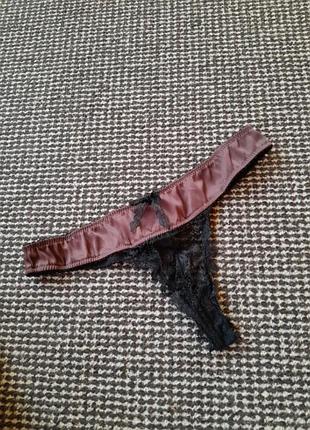 Трусики стринги брендовые