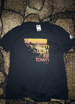 Футболка adidas