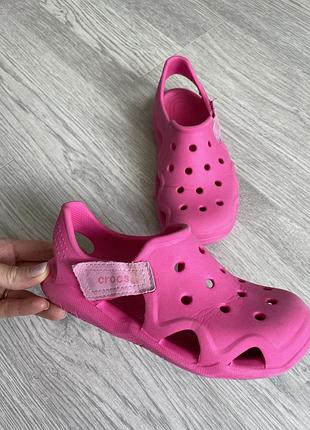 Босоніжки клоги crocs розмір j1 наш 31-32