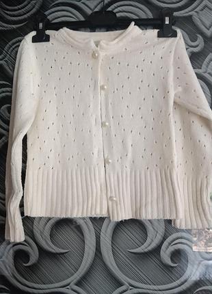 Біла кофтинка на дівчинку