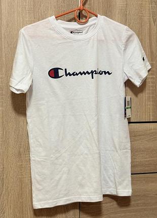 Біла футболка champion на підлітка l
