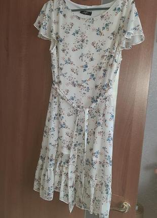 Сукня жіноча