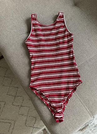 Гарний боді з відкритою спинкою від pull&bear