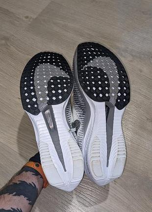 Оригинальные женские кроссовки nike vaporfly 33 фото