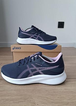 Жіночі бігові кросівки asics patriot 13