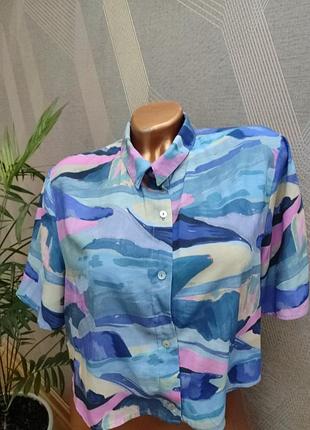 Красивая яркая  вискозная укороченная рубашка