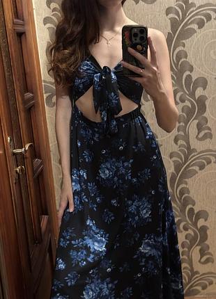 Вечірня сукня