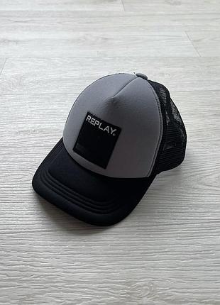 Шикарна кепка тракер replay logo trucker cap black/grey