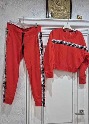 Спортивний костюм calvin klein оригінал