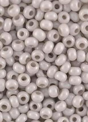Бісер перламутровий блідо-бежевий 10 г, no10