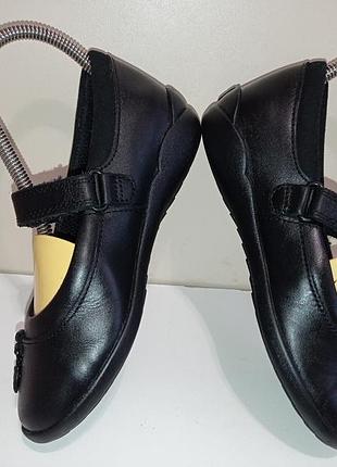 Брендовые кожаные туфли clarks.6 фото