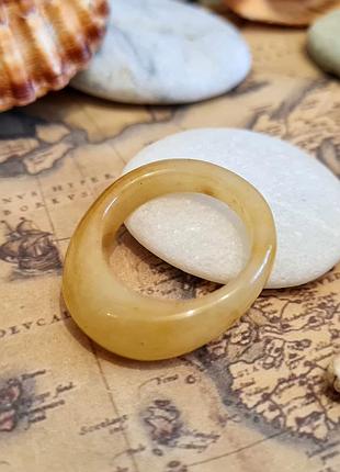 💛💍кольцо из цельного натурального камня желтый нефрит р. 18