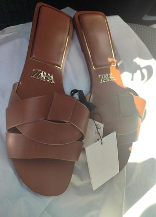 Шкіряні шльопанці zara, 37