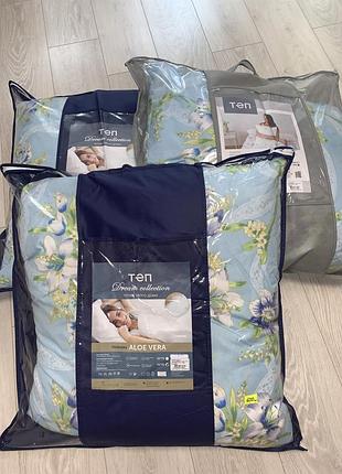 Подушка пірʼя 70/70 в  хорошому стані.