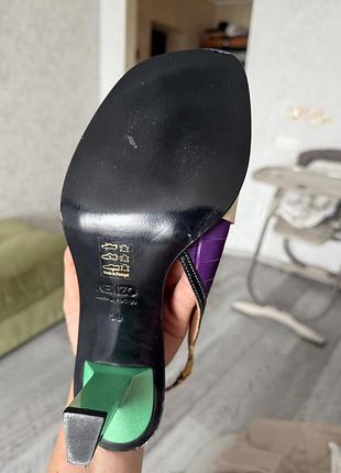 Босоніжки на невеличкому каблучку,kenzo, на ніжку 25.5 см,розмір 39,жодного разу не одягала4 фото