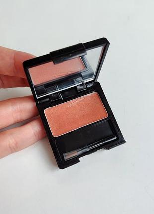 Блеск для губ от эйвон avon inner glow