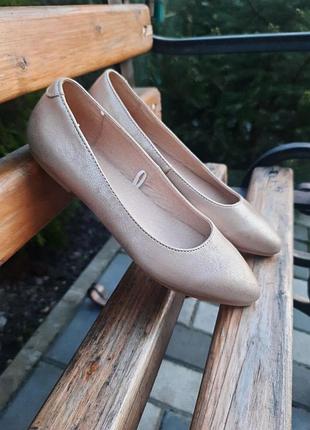 Підліткові балетки 35р-22см не на широку ніжку the shoes c&a!