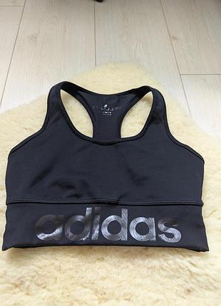 Спортивный топ от adidas
