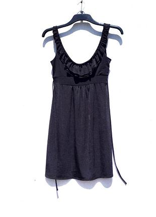 Елегантне чорне плаття з рюшами та поясом dorothy perkins