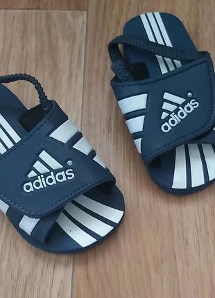 Сандалии adidas