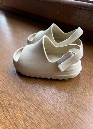 Дитячі босоніжки , літнє дитяче взуття