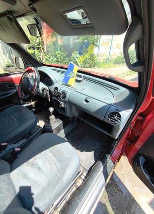 Renault kengo 7