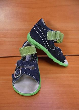 Босоніжки richter**