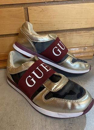 Кросівки guess