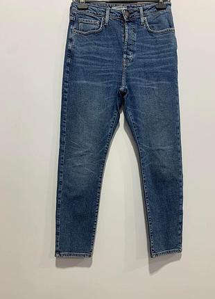 Джинсы женские