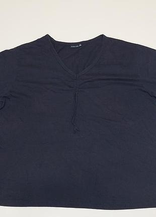 Женская футболка в красивом состоянии размер 4xl