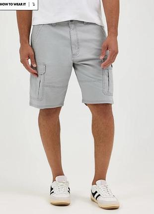 Фирменные шорты карго wrangler relaxed fit (40)