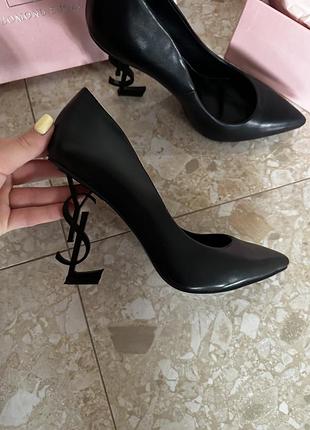 Туфлі bomondshoes