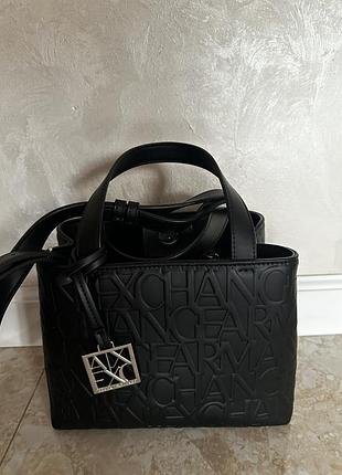 Сумка armani exchange чорного кольору — стильна, містка, у чудовому стані