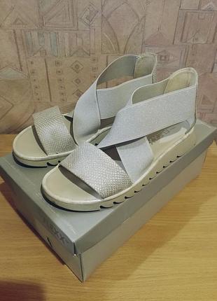Босоножки flex